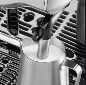 Breville the Oracle Touch Espresso Coffee Machine BES990 With Stainless Steel Jug